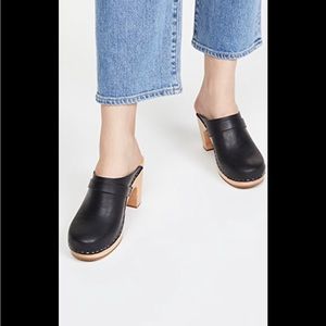 Swedish Hasbeen Classic Slip In Clogs EU 38